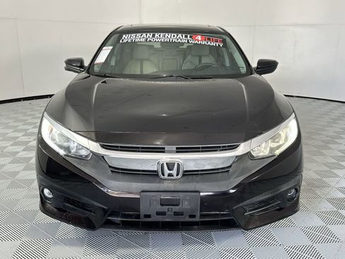 Used 2017 Honda Civic EX-T image 3
