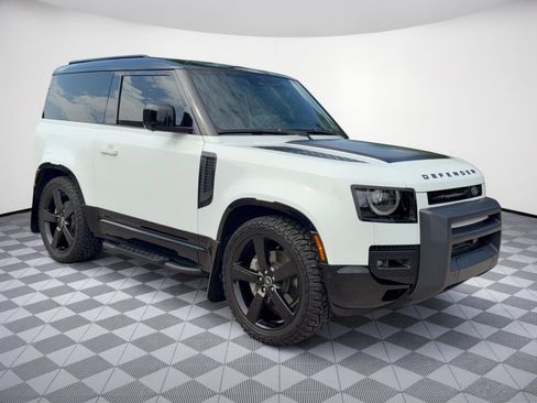 Used 2023 Land Rover Defender 90 X-Dynamic SE AWD/4WD image 7