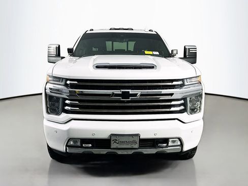 Used 2020 Chevrolet Silverado 2500 High Country w/ Z71 Off-Road Package AWD/4WD image 2