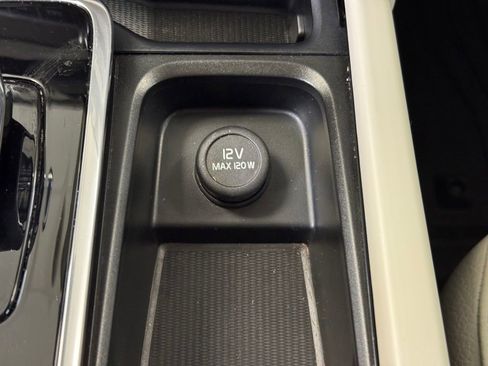 Used 2024 Volvo XC90 B6 Plus AWD/4WD image 42