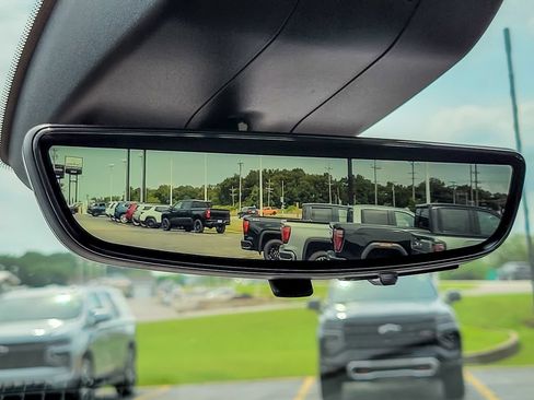 New 2026 GMC Sierra 2500 Denali w/ Denali Reserve Package AWD/4WD image 15