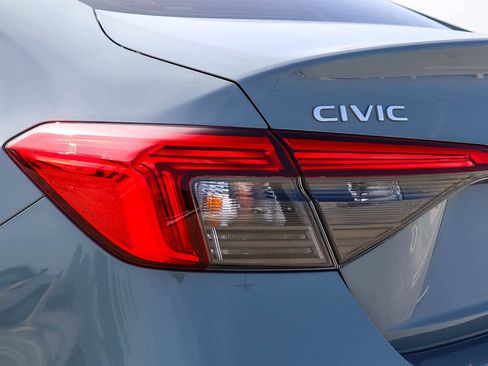 Used 2024 Honda Civic EX image 12