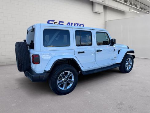 Used 2021 Jeep Wrangler Unlimited Sahara w/ Uconnect 4C Nav & Sound Group AWD/4WD image 6