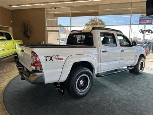 Used 2011 Toyota Tacoma 4x4 Double Cab w/ TRD Off-Road Pkg w/JBL Audio image 42