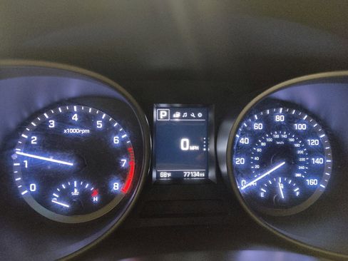 Used 2018 Hyundai Santa Fe Sport image 23