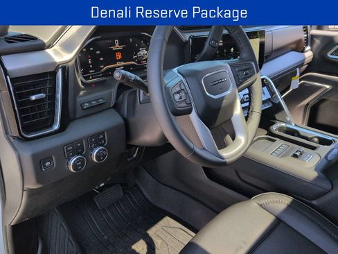 New 2025 GMC Sierra 3500 Denali w/ Denali Reserve Package AWD/4WD image 9