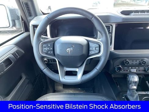 New 2026 Ford Bronco Outer Banks w/ Sasquatch Package AWD/4WD image 13
