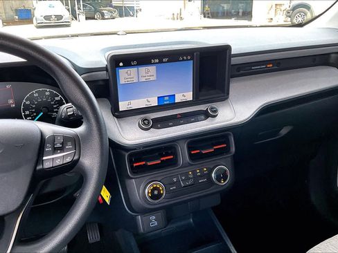 Used 2023 Ford Maverick XLT FWD image 6