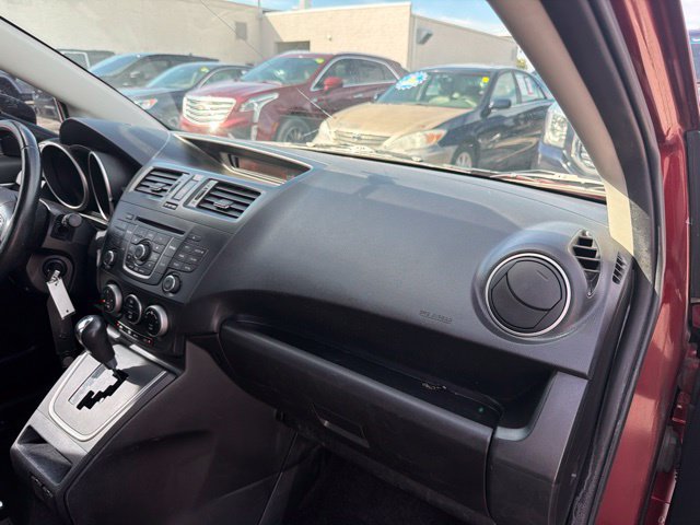Used 2012 MAZDA MAZDA5 Touring FWD image 17