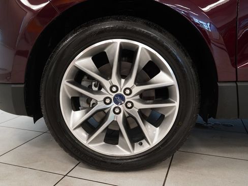Used 2017 Ford Edge Titanium w/ Equipment Group 301A AWD/4WD image 17