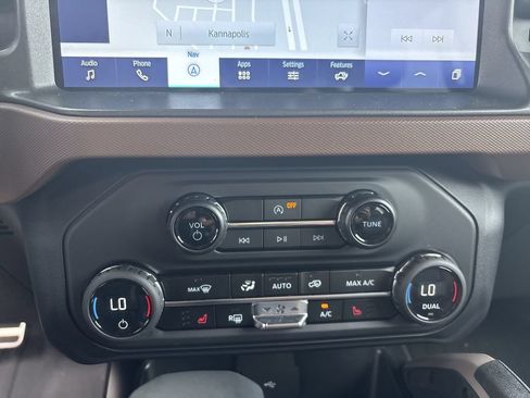 Used 2024 Ford Bronco Outer Banks AWD/4WD image 16