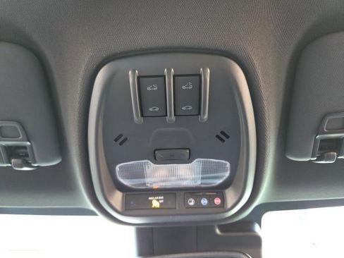 Used 2025 Buick Envista Avenir image 15