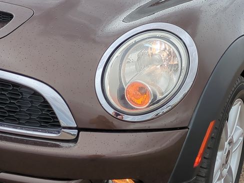 Used 2011 MINI Cooper S FWD image 9