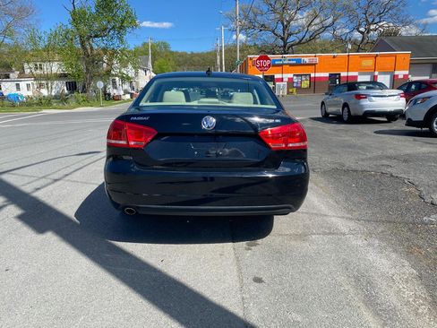 Used 2013 Volkswagen Passat TDI SE FWD image 6