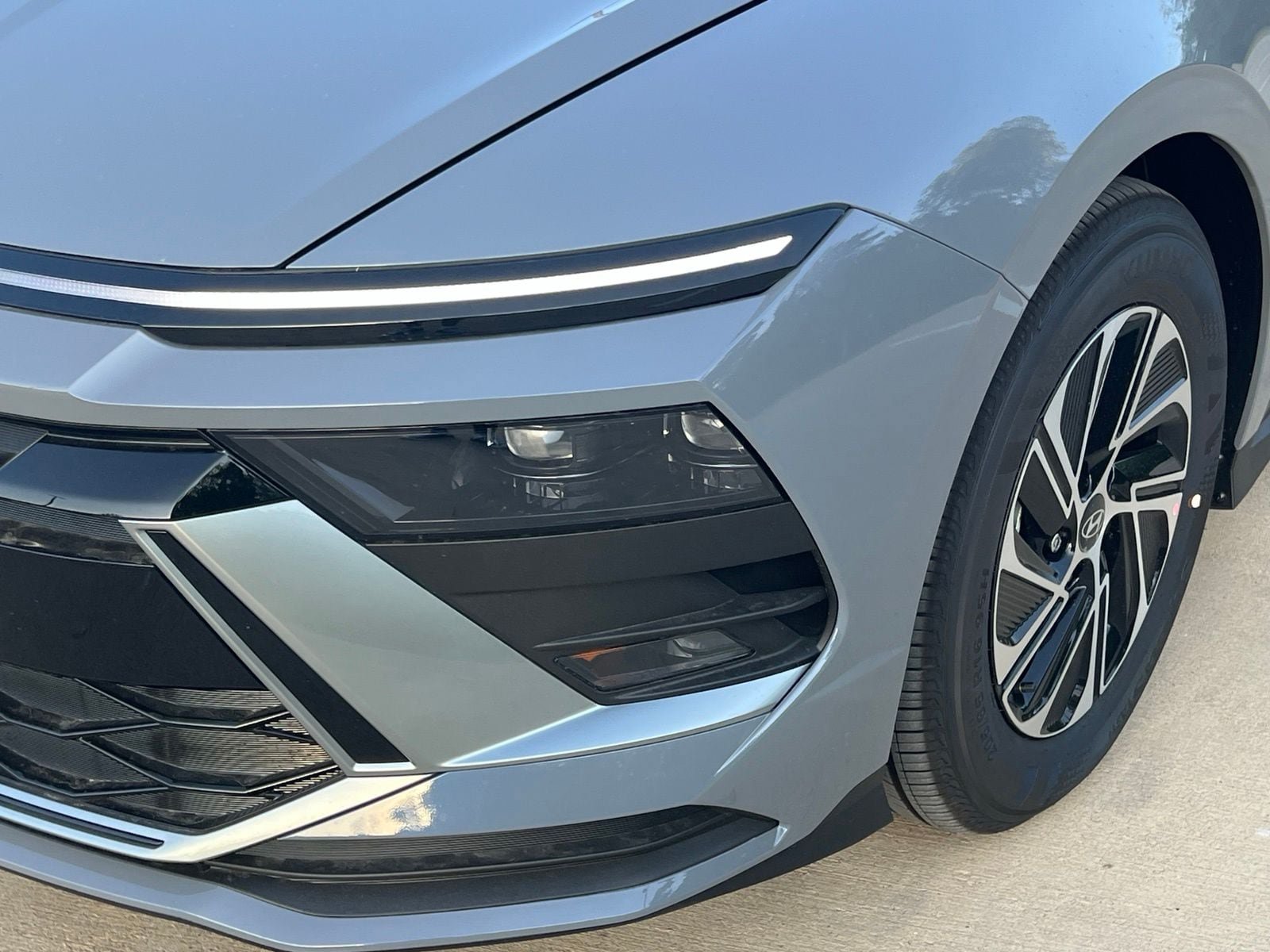 New 2026 Hyundai Sonata Blue FWD image 4