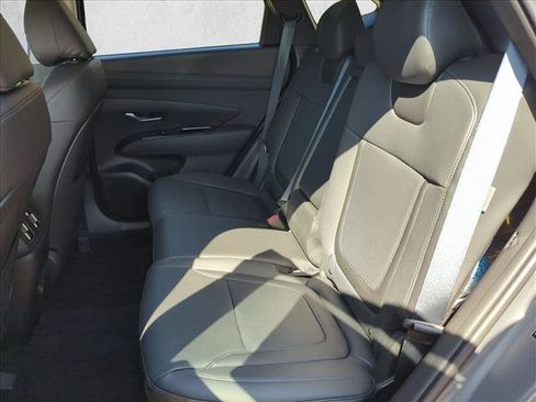 New 2025 Hyundai Tucson Limited FWD image 15