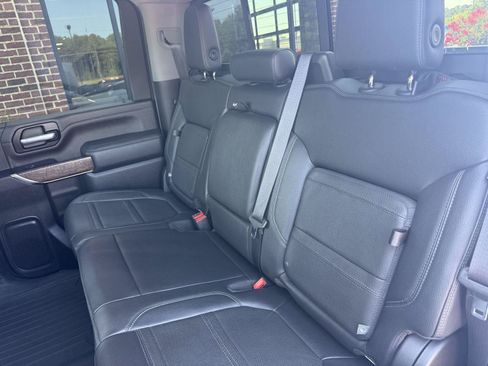 Used 2022 GMC Sierra 2500 Denali w/ Technology Package AWD/4WD image 23