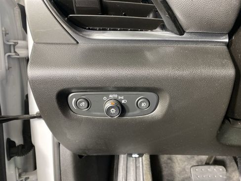 Certified 2020 Chevrolet Traverse LT image 21