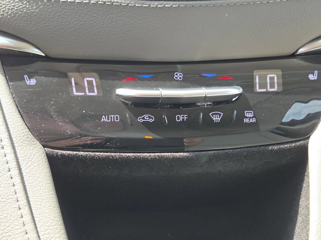 Used 2017 Cadillac XT5 Luxury FWD image 15