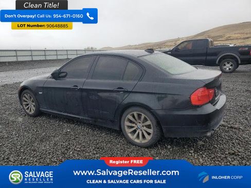 Used 2011 BMW 328i Sedan 4 Door image 3