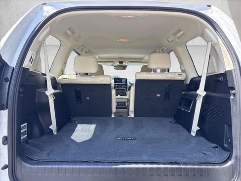 Used 2023 Lexus GX 460 Premium AWD/4WD image 22