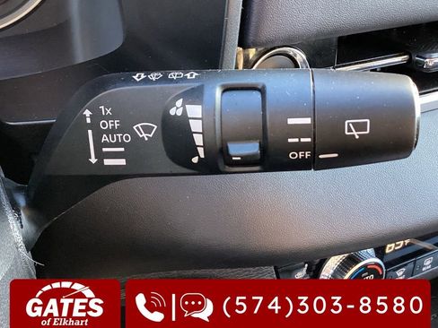 Used 2025 Mitsubishi Outlander SE AWD/4WD image 27