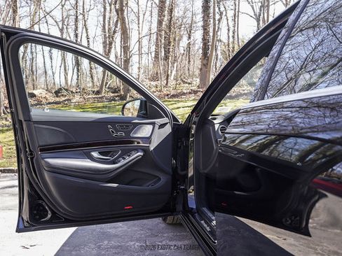 Used 2020 Mercedes-Benz S 560 4MATIC Sedan image 18