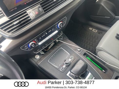 Used 2018 Audi Q5 2.0T Premium Plus w/ Premium Plus Package AWD/4WD image 3