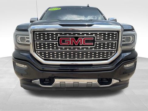 Used 2018 GMC Sierra 1500 Denali AWD/4WD image 8