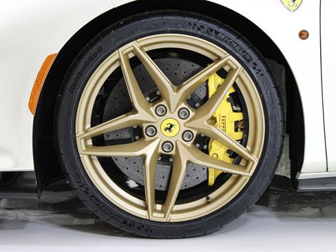 Certified 2020 Ferrari 488 Pista Spider RWD image 13