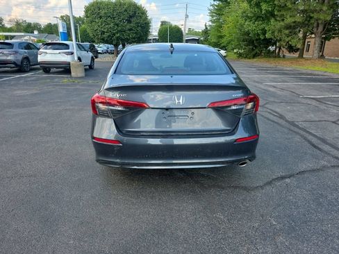 Used 2023 Honda Civic Sport image 6