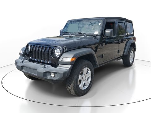 Used 2022 Jeep Wrangler Unlimited Sport S image 2