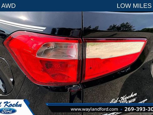 Used 2021 Ford EcoSport SE w/ SE Convenience Package AWD/4WD image 29