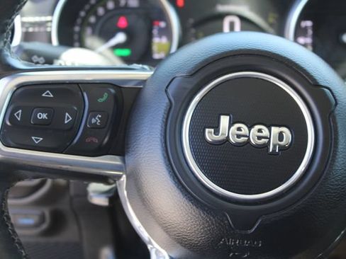 Used 2023 Jeep Wrangler Unlimited Sahara w/ Cold Weather Group AWD/4WD image 18