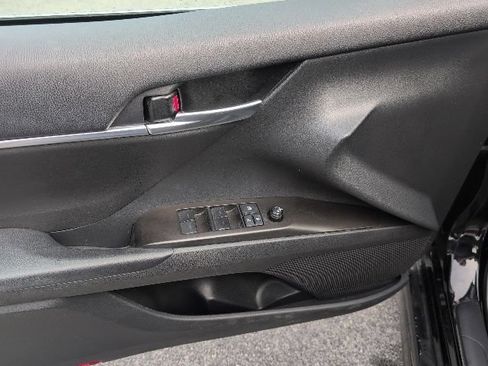 Used 2024 Toyota Camry SE FWD image 15