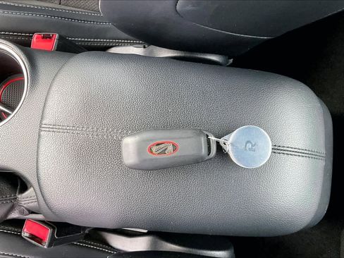 Used 2017 Ford Mustang Shelby GT350 image 14