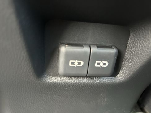 Certified 2023 Toyota RAV4 XLE w/ Convenience Package AWD/4WD image 19