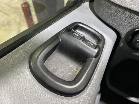 Used 2016 Ford Transit 350 XLT RWD image 9