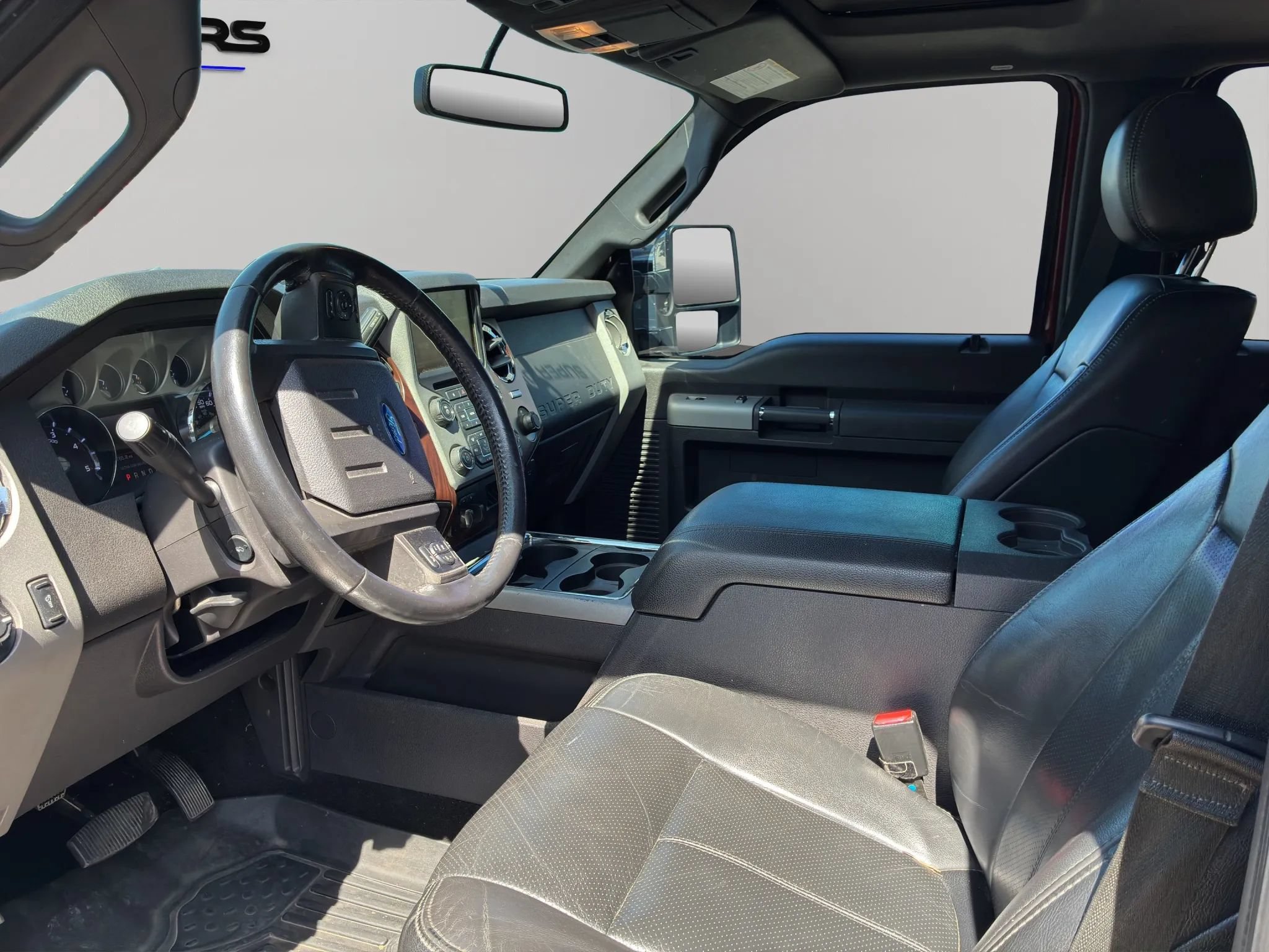 Used 2016 Ford F250 Lariat w/ Lariat Ultimate Package AWD/4WD image 16