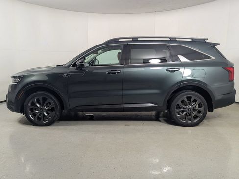 Used 2022 Kia Sorento SX Prestige w/ Rust Color Package AWD/4WD image 4