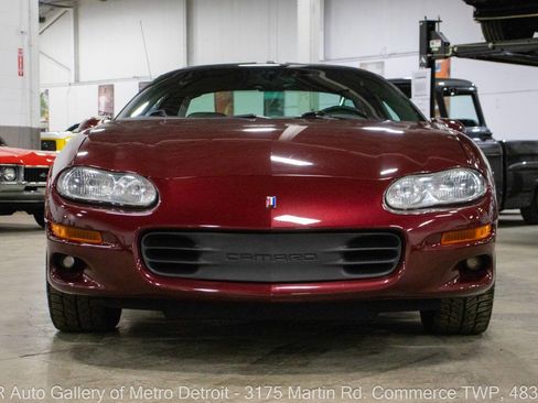 Used 2001 Chevrolet Camaro Z28 w/ Preferred Equipment Group 2 image 13
