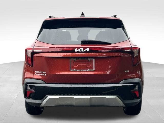 Used 2025 Kia Seltos S AWD/4WD image 9