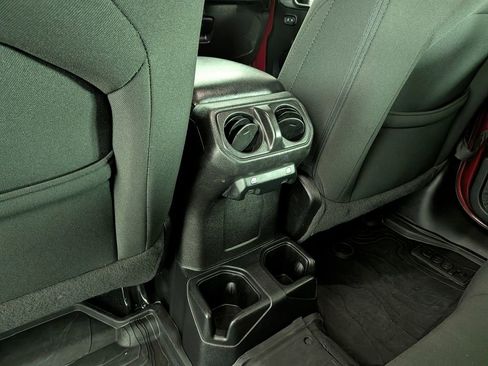 Certified 2021 Jeep Wrangler Unlimited Sport image 34