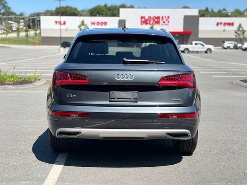 Used 2019 Audi Q5 Premium w/ Premium Plus Package AWD/4WD image 5