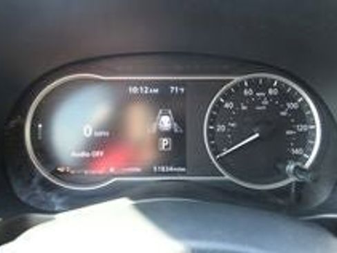 Used 2020 Nissan Kicks SR image 14