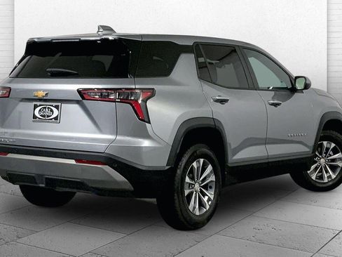 Used 2025 Chevrolet Equinox LT image 13