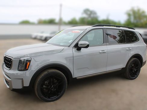 Certified 2023 Kia Telluride SX Prestige X-Line image 16
