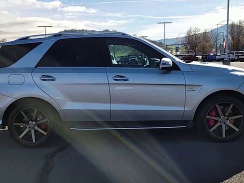 Used 2013 Mercedes-Benz ML 63 AMG image 9