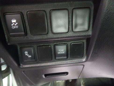 Used 2019 Nissan Pathfinder SV FWD image 21