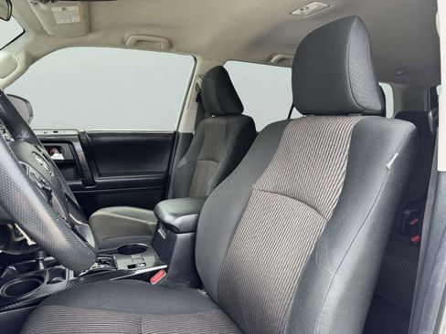 Used 2019 Toyota 4Runner TRD Off-Road AWD/4WD image 21